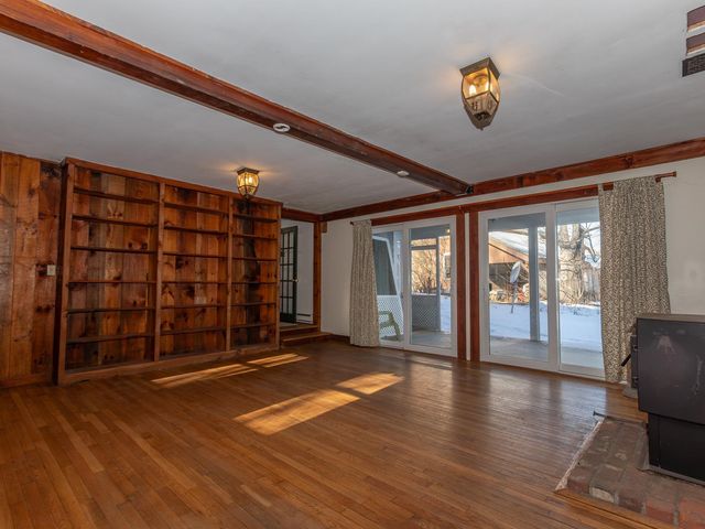 24 Hunt Road, Westmoreland, NH 03467