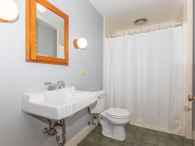 24 Hunt Road, Westmoreland, NH 03467