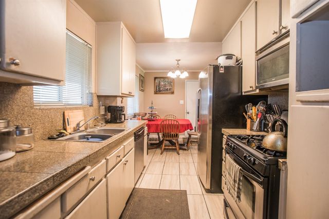 5630 Boltres St, Orangevale, CA 95662