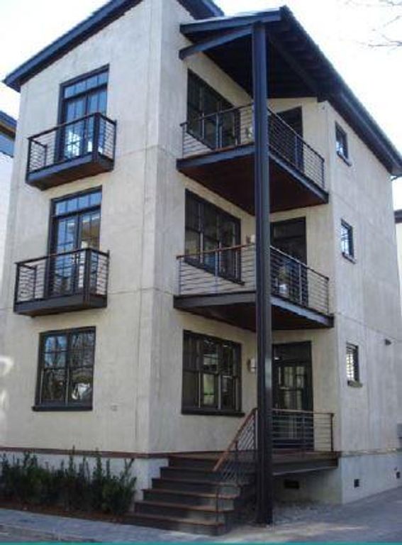 13 Brewster Court, Charleston, SC 29403