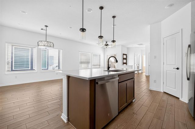 146 W Coralburst Loop, Montgomery, TX 77316