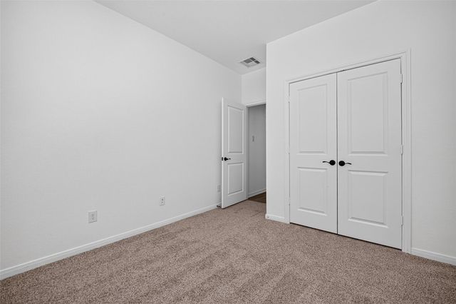 146 W Coralburst Loop, Montgomery, TX 77316