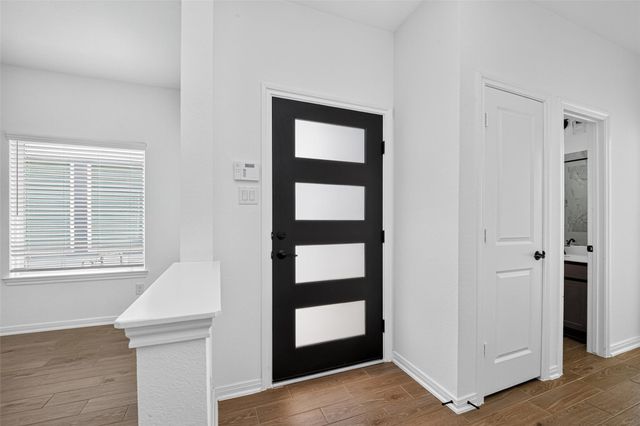 146 W Coralburst Loop, Montgomery, TX 77316