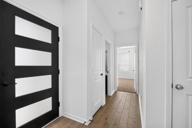 146 W Coralburst Loop, Montgomery, TX 77316