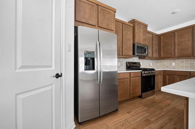 146 W Coralburst Loop, Montgomery, TX 77316