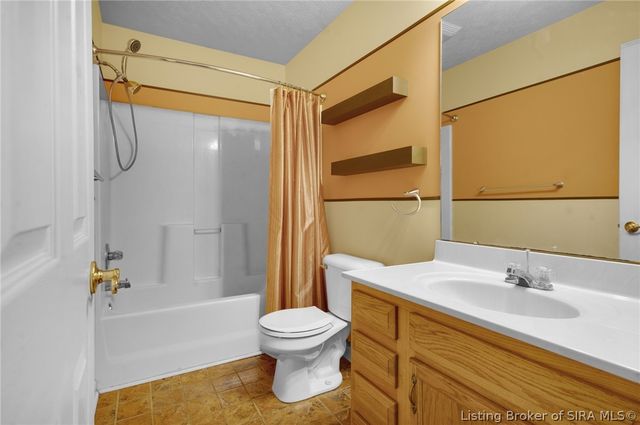 3012 Hamburg Pike, Jeffersonville, IN 47130