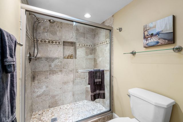 5154 Oakhill Lane 1014, Delray Beach, FL 33484
