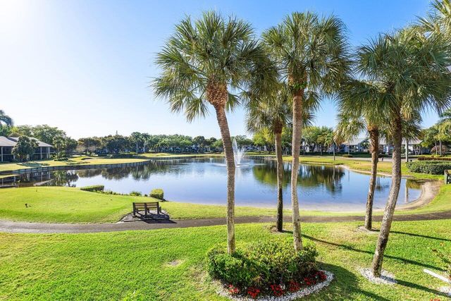 5154 Oakhill Lane 1014, Delray Beach, FL 33484