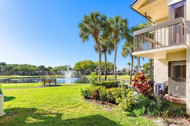 5154 Oakhill Lane 1014, Delray Beach, FL 33484