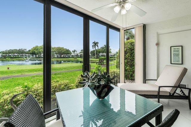 5154 Oakhill Lane 1014, Delray Beach, FL 33484