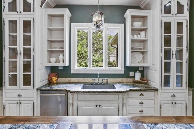 231 Merlot Drive, Lake Charles, LA 70611