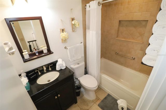 15401 DEERGLEN DRIVE, Tampa, FL 33624