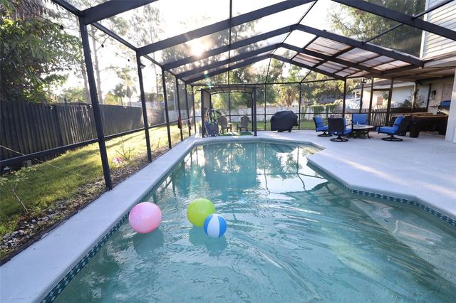 15401 DEERGLEN DRIVE, Tampa, FL 33624