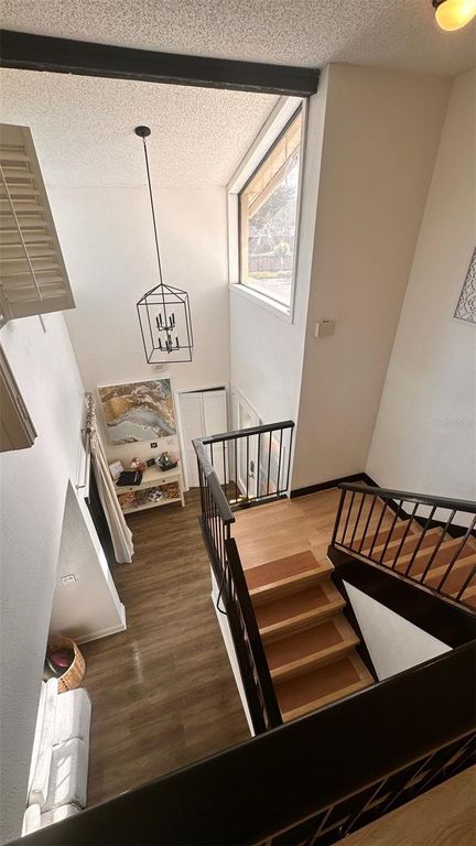 Image 14 of property listing at 15401 DEERGLEN DRIVE, Tampa, FL 33624