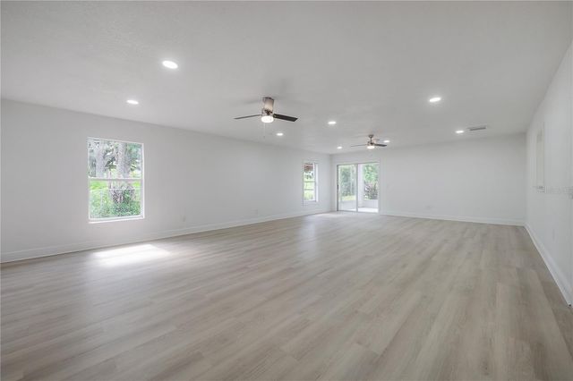 6042 HAZELWOOD DRIVE, Zephyrhills, FL 33542