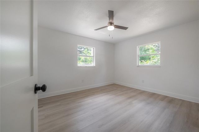 6042 HAZELWOOD DRIVE, Zephyrhills, FL 33542