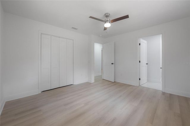 6042 HAZELWOOD DRIVE, Zephyrhills, FL 33542