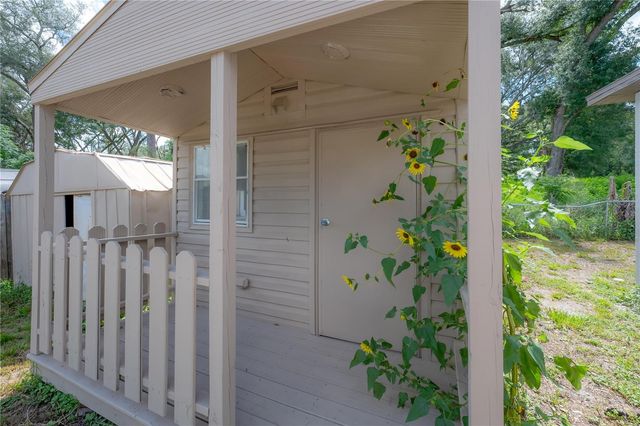 6042 HAZELWOOD DRIVE, Zephyrhills, FL 33542