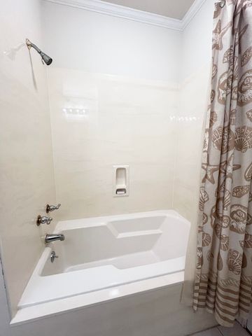 123 Winfield Boulevard, Houma, LA 70360