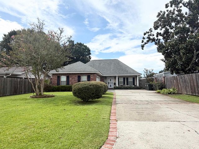 123 Winfield Boulevard, Houma, LA 70360
