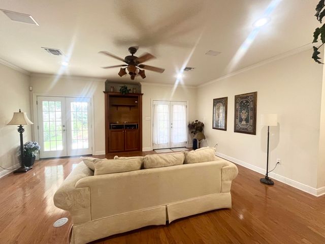 123 Winfield Boulevard, Houma, LA 70360