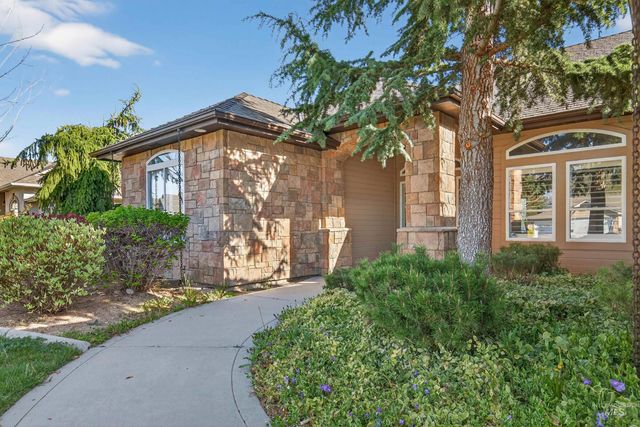 2606 N Waggle Place, Meridian, ID 83646
