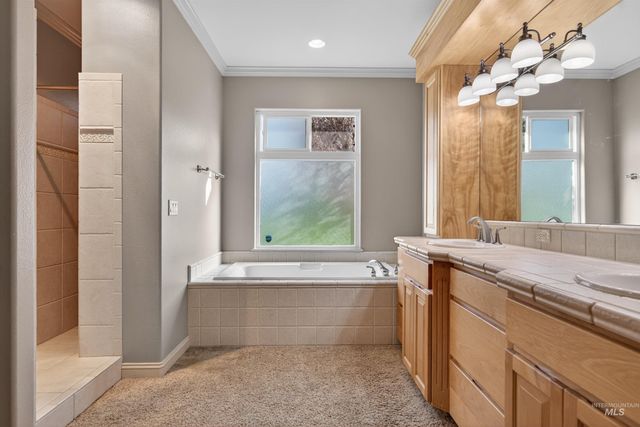 2606 N Waggle Place, Meridian, ID 83646