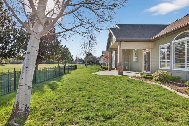 2606 N Waggle Place, Meridian, ID 83646
