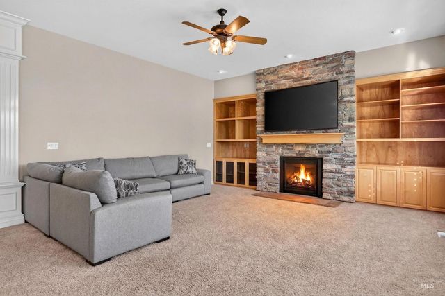 2606 N Waggle Place, Meridian, ID 83646