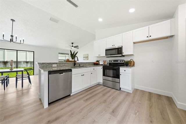 350 LAKE CRESCENT DRIVE, Debary, FL 32713
