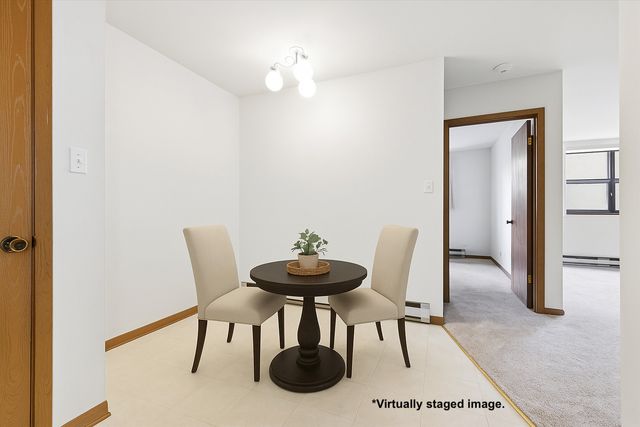 530 E Highland Avenue A2, Villa Park, IL 60181