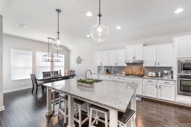 13840 TAVERNS TURN, San Antonio, TX 78253