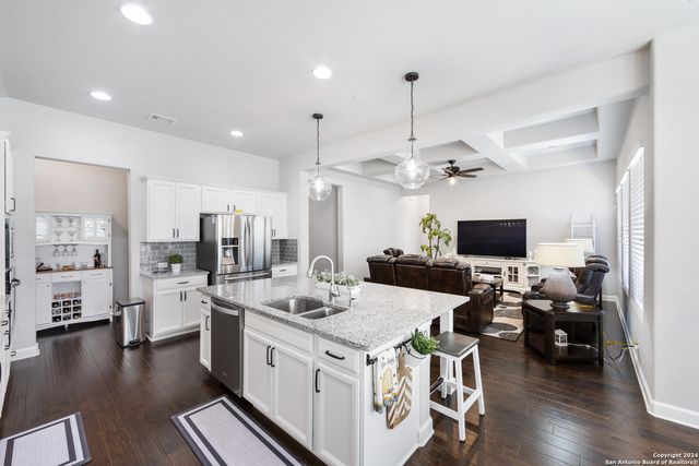 13840 TAVERNS TURN, San Antonio, TX 78253