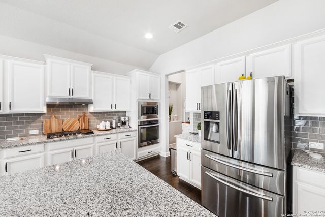 13840 TAVERNS TURN, San Antonio, TX 78253