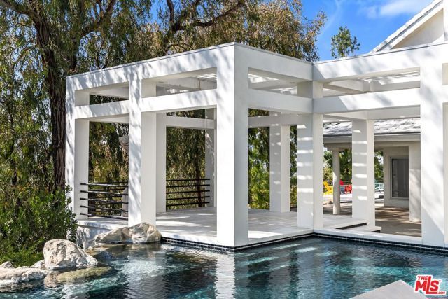 4101 Clarinda Drive, Tarzana (los Angeles), CA 91356