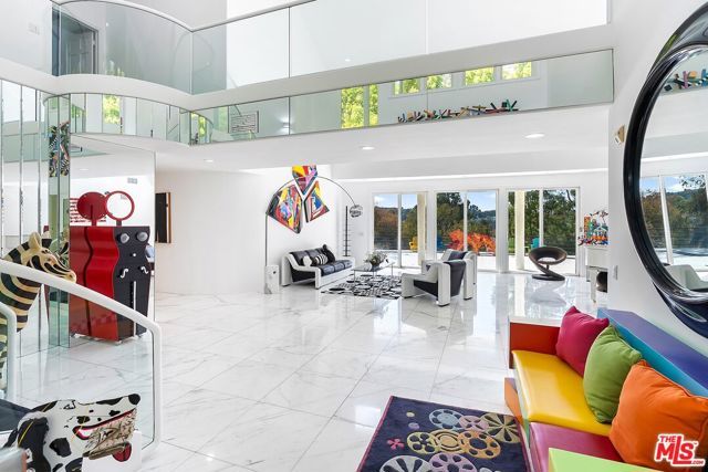 4101 Clarinda Drive, Tarzana (los Angeles), CA 91356
