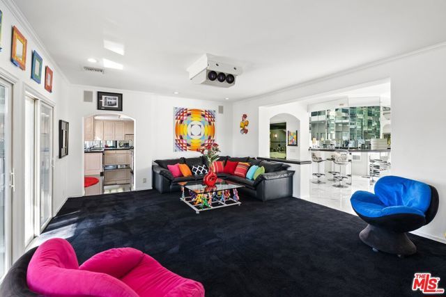 4101 Clarinda Drive, Tarzana (los Angeles), CA 91356