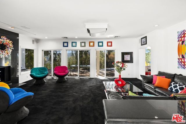 4101 Clarinda Drive, Tarzana (los Angeles), CA 91356