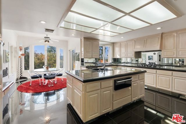 4101 Clarinda Drive, Tarzana (los Angeles), CA 91356