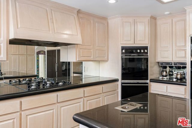 4101 Clarinda Drive, Tarzana (los Angeles), CA 91356