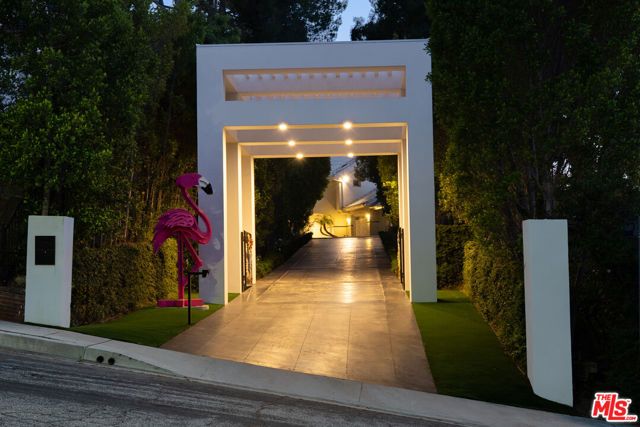 4101 Clarinda Drive, Tarzana (los Angeles), CA 91356