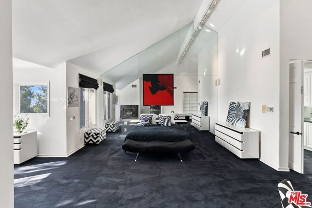 4101 Clarinda Drive, Tarzana (los Angeles), CA 91356