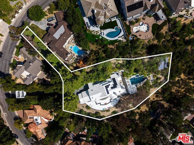 4101 Clarinda Drive, Tarzana (los Angeles), CA 91356