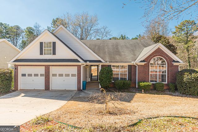 5755 Lakeview Circle, Lithonia, GA 30058