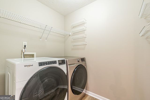 5755 Lakeview Circle, Lithonia, GA 30058