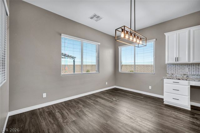 6390 Painted Creek Street, Las Vegas, NV 89149