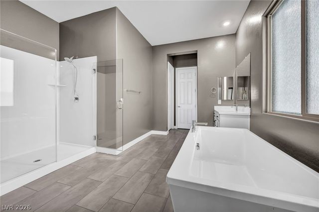 6390 Painted Creek Street, Las Vegas, NV 89149