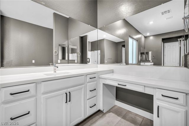 6390 Painted Creek Street, Las Vegas, NV 89149