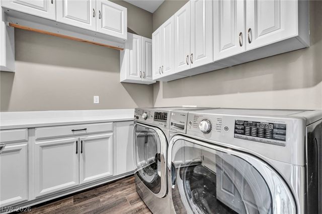 6390 Painted Creek Street, Las Vegas, NV 89149