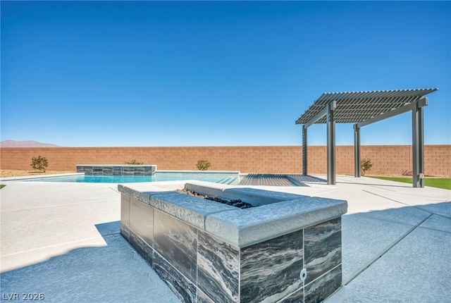 6390 Painted Creek Street, Las Vegas, NV 89149